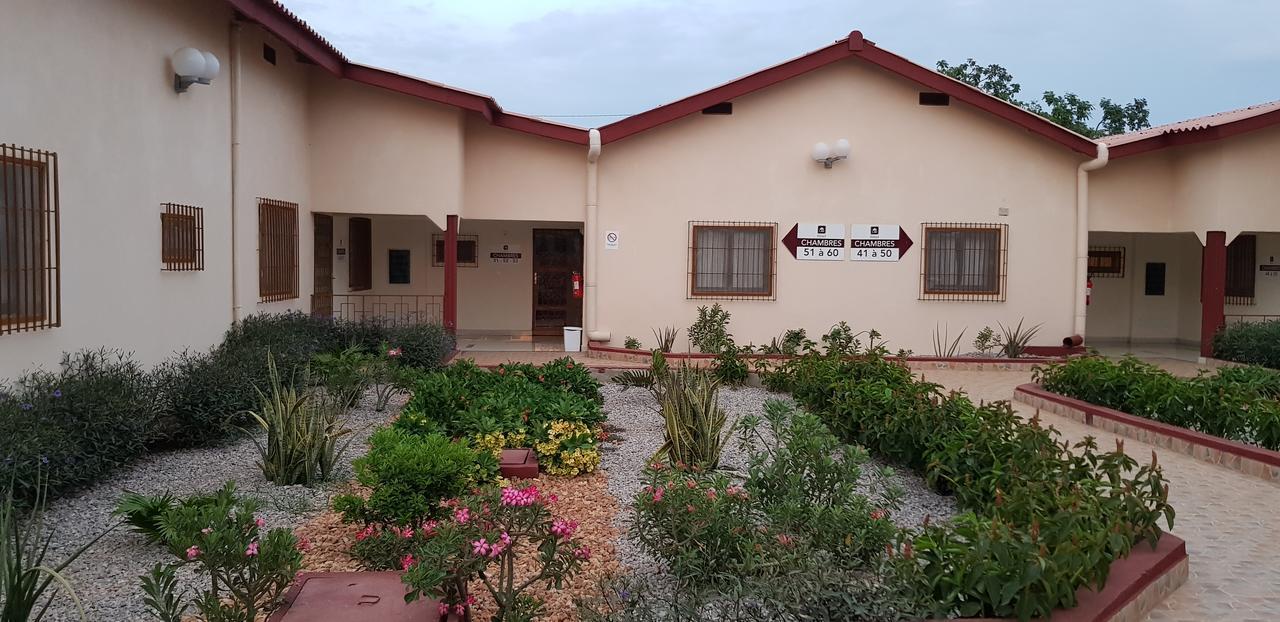 Hotel La Rose Blanche Korhogo Kültér fotó