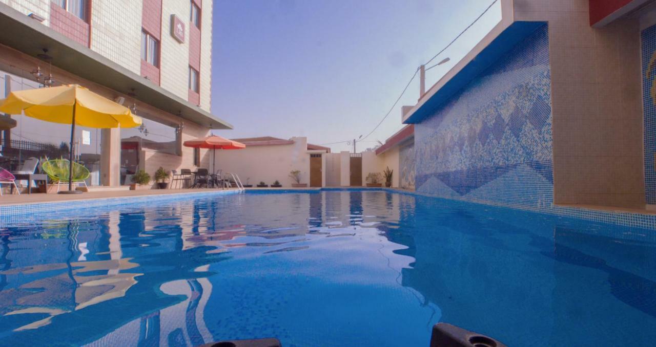 Hotel La Rose Blanche Korhogo Kültér fotó