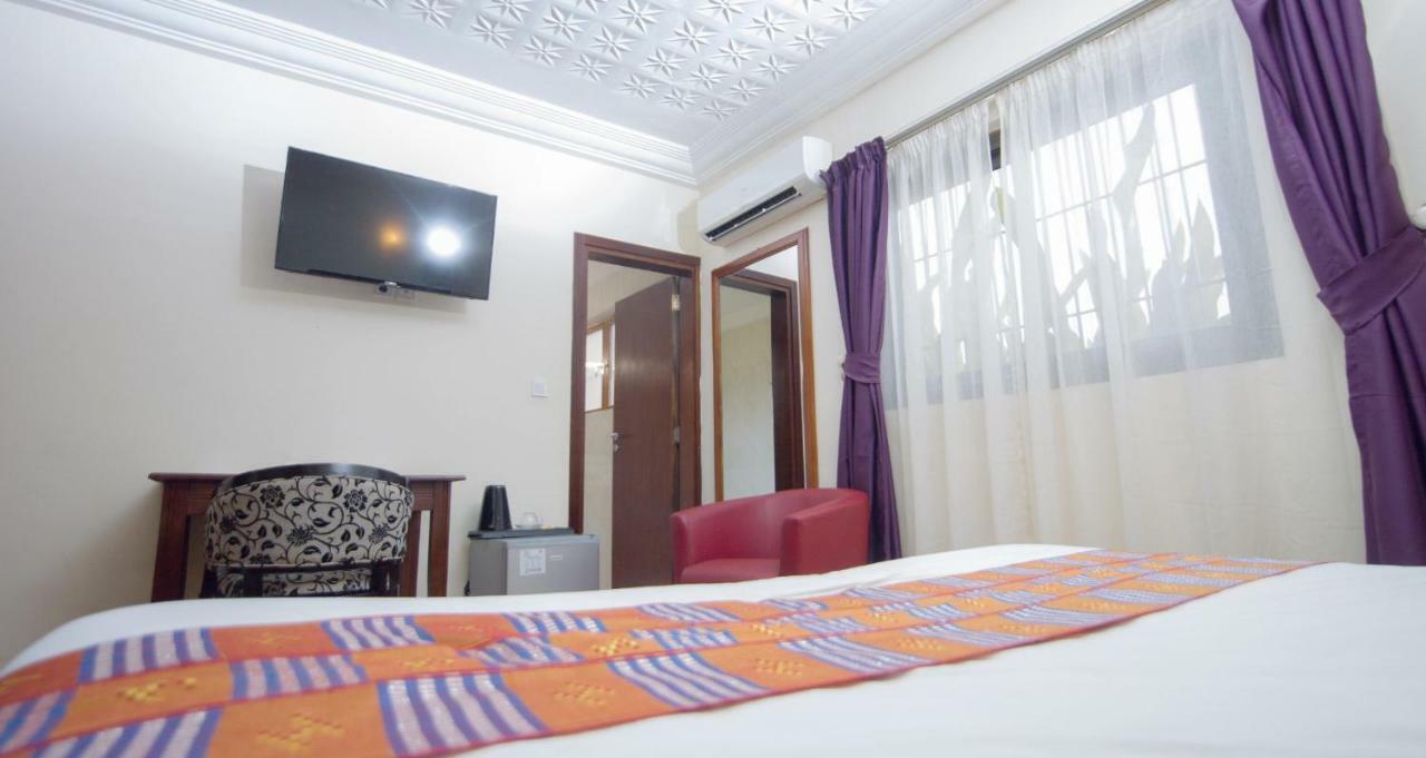 Hotel La Rose Blanche Korhogo Kültér fotó
